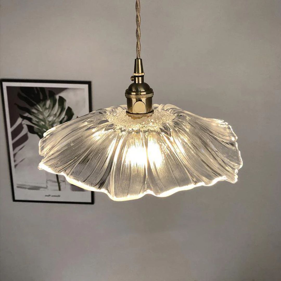 Glazen hanglamp met metalen fitting – Bonq