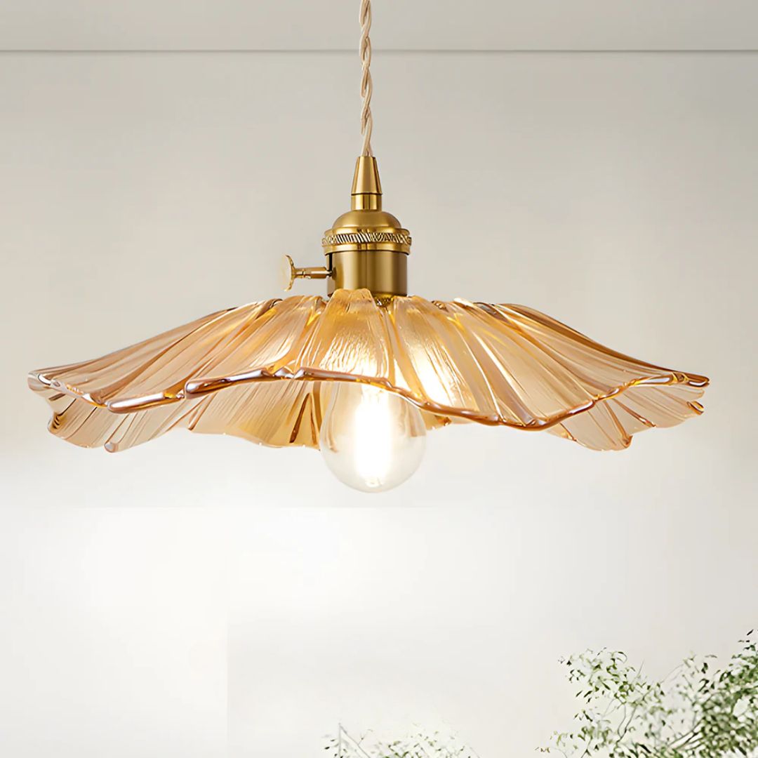 Glazen hanglamp met metalen fitting – Bonq