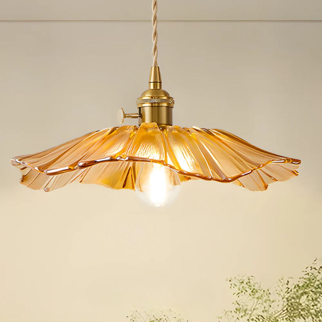 Glazen hanglamp met metalen fitting – Bonq