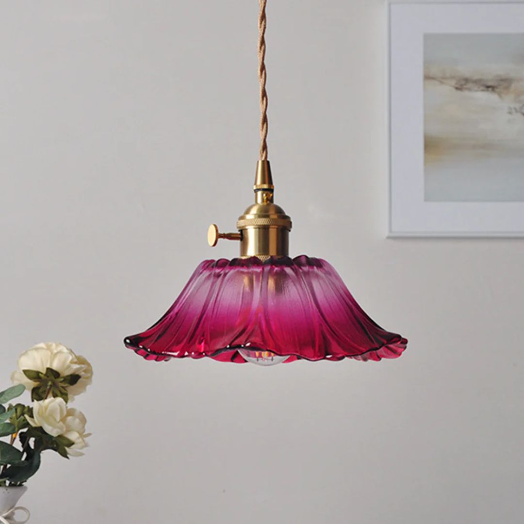 Glazen hanglamp met metalen fitting – Bonq