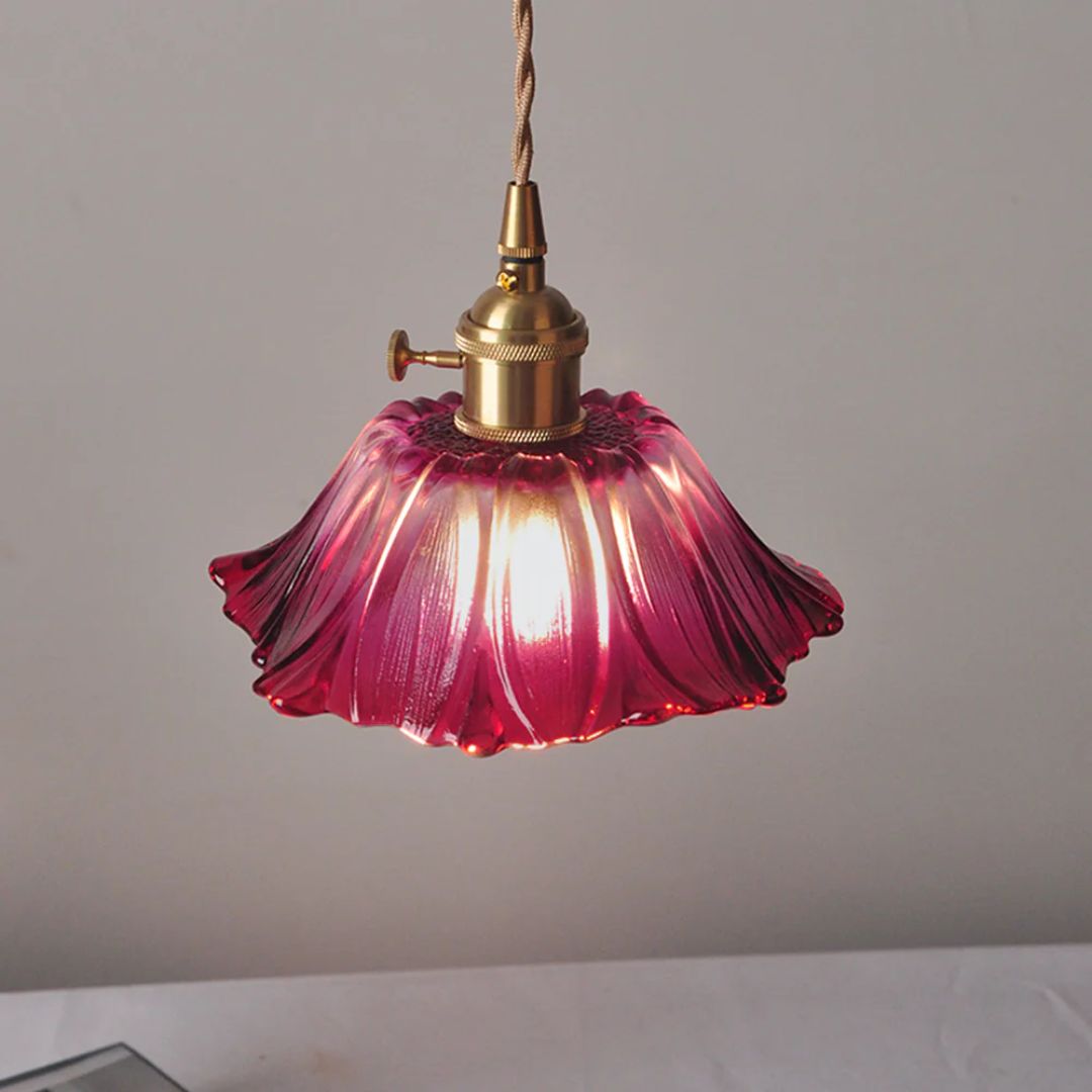 Glazen hanglamp met metalen fitting – Bonq