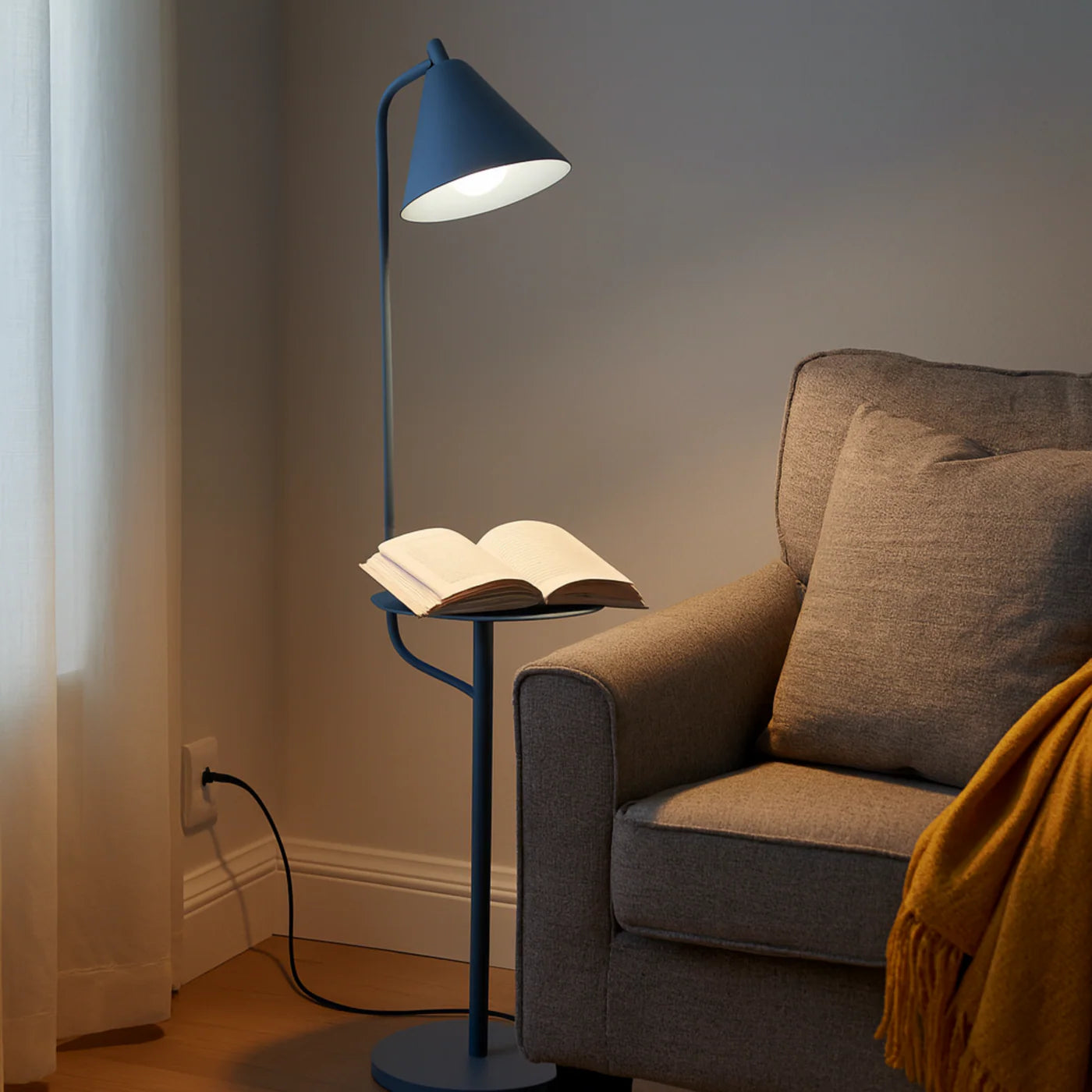 Nordéa Blauw – LED Vloerlamp met Tafel