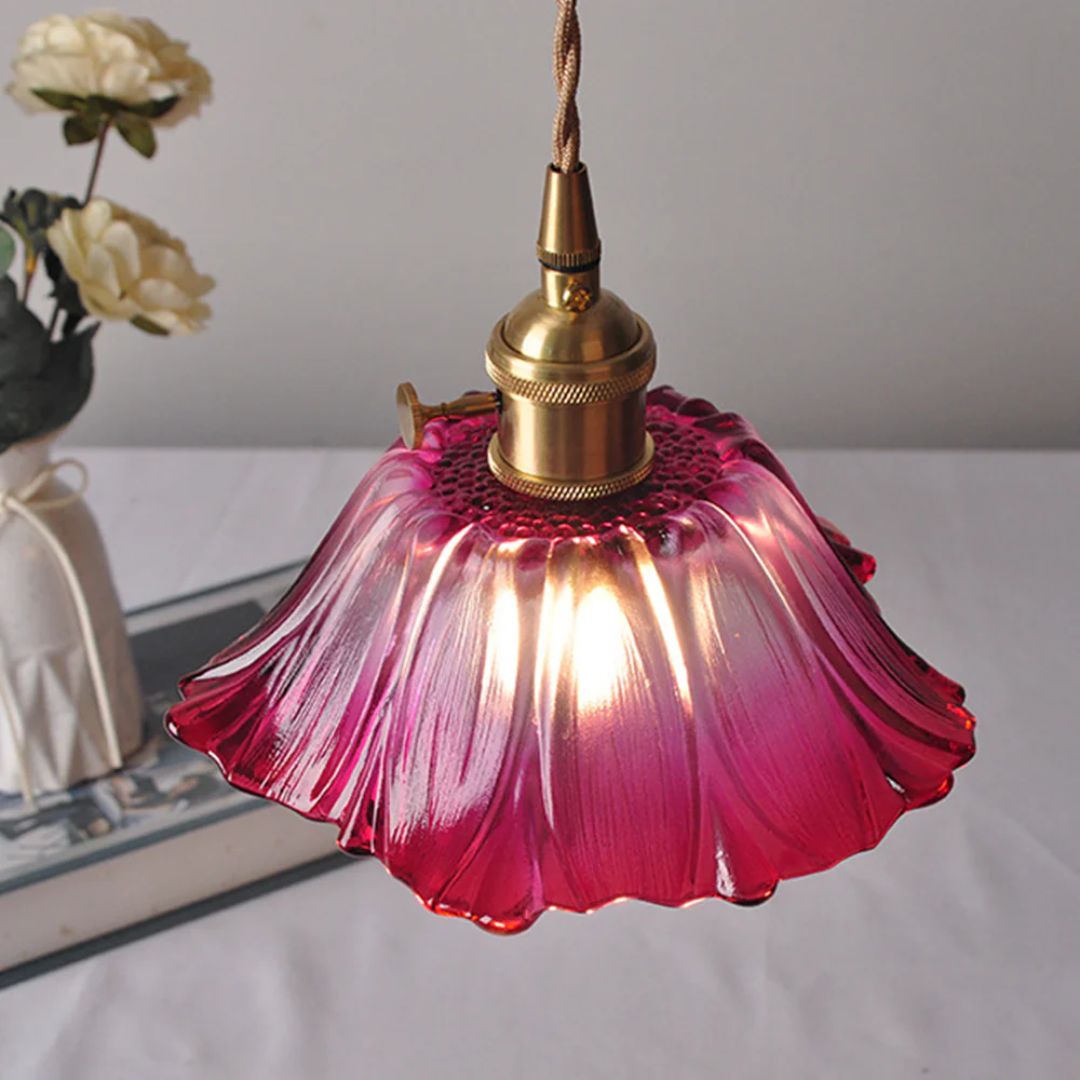 Glazen hanglamp met metalen fitting – Bonq