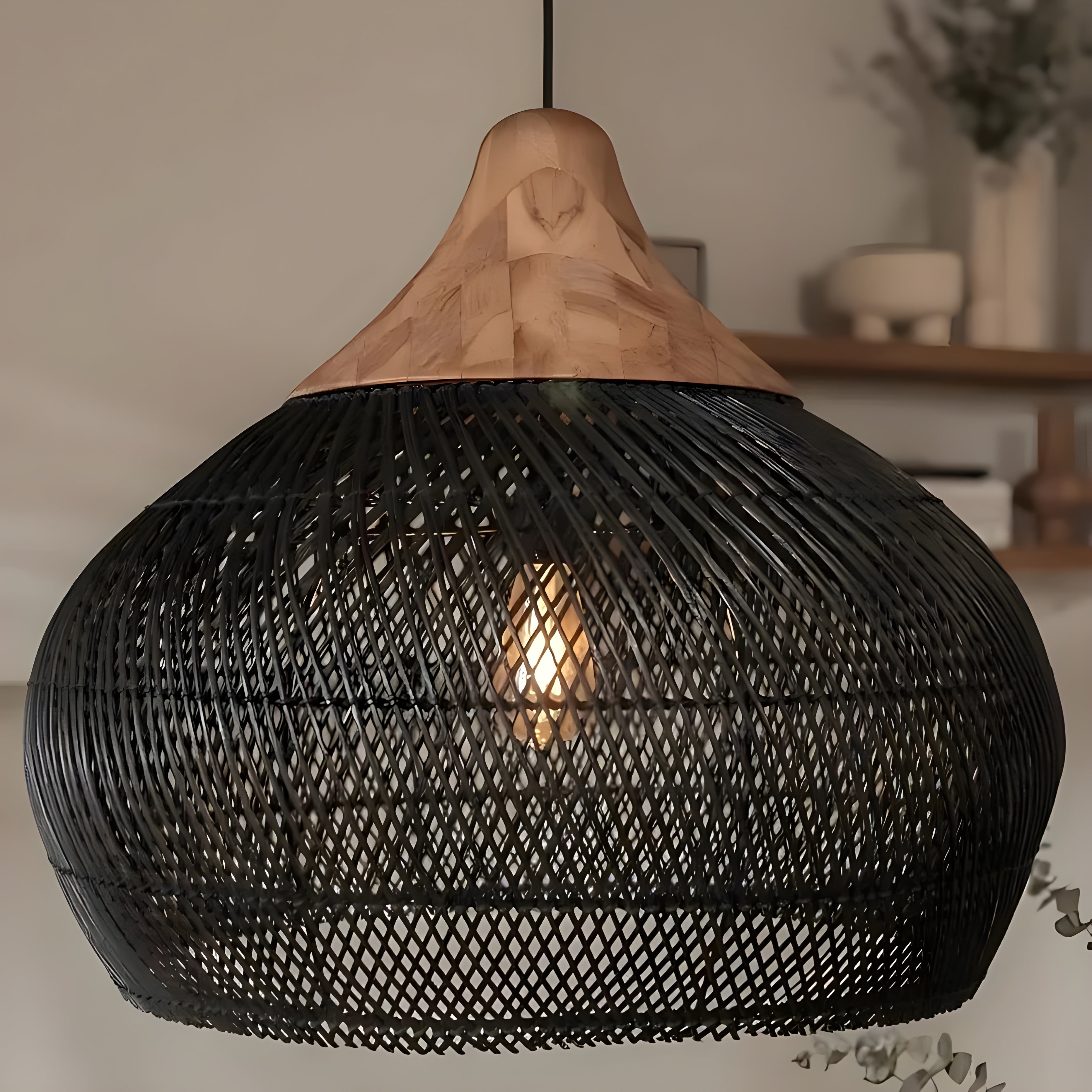 Naturalea Light – Handgemaakte Rotan Hanglamp met Warme Uitstraling