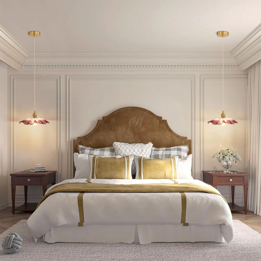 Glazen hanglamp met metalen fitting – Bonq