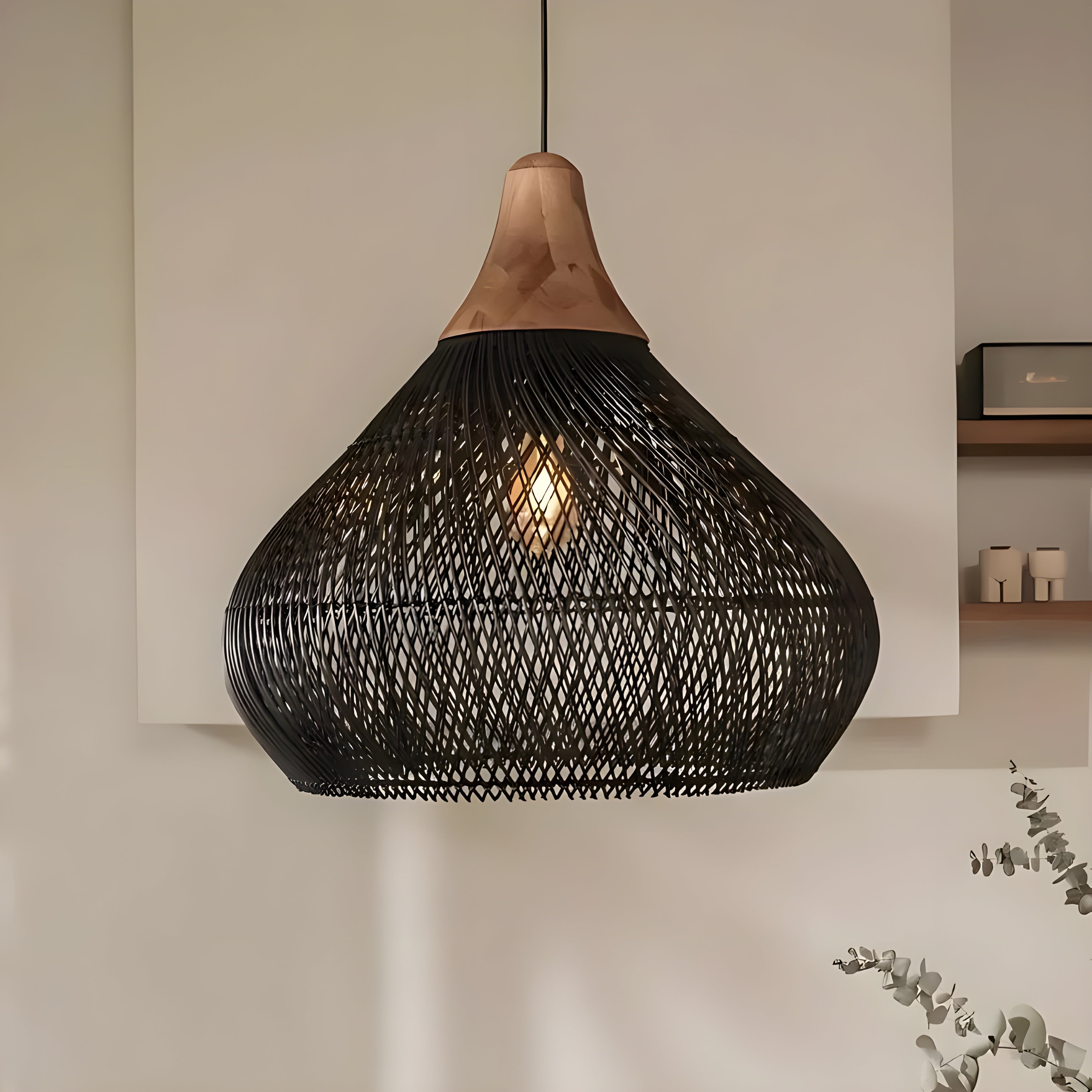 Naturalea Light – Handgemaakte Rotan Hanglamp met Warme Uitstraling