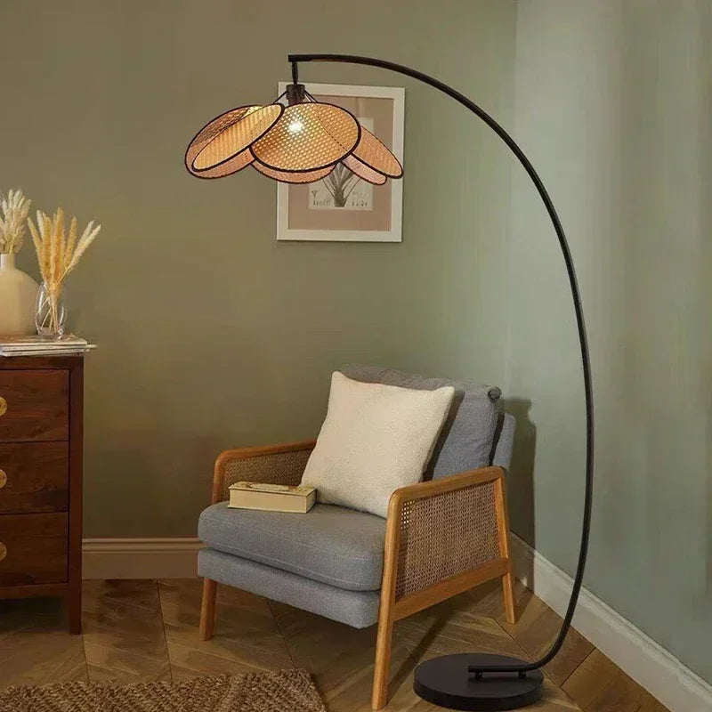 Calora™ Nordic Rotan LED Vloerlamp