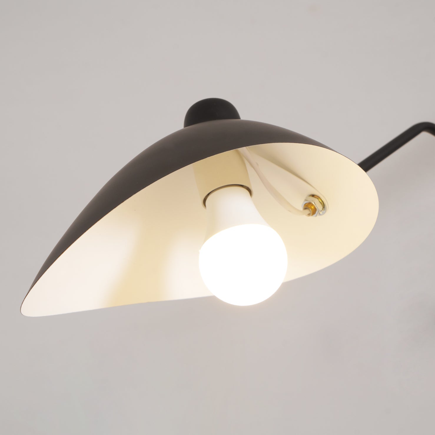 Hanglamp van metaal, aluminium en messing – Bonq
