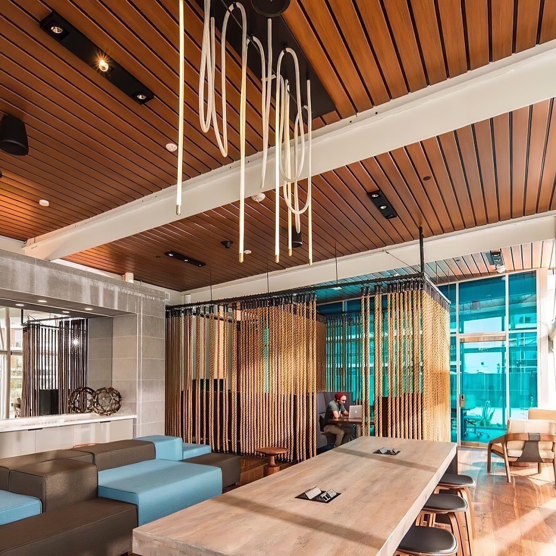 Hanglamp van silicone en metaal – Bonq