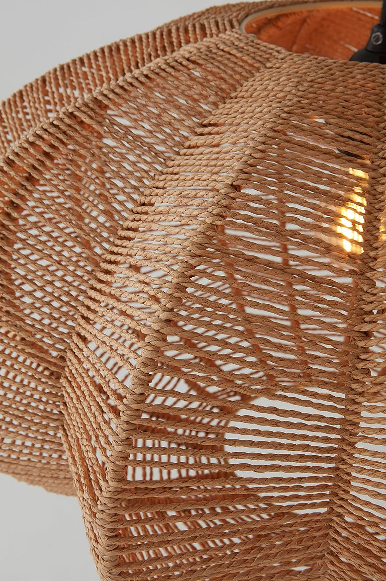 Hanglamp van vlechtwerk en ijzer – Bonq