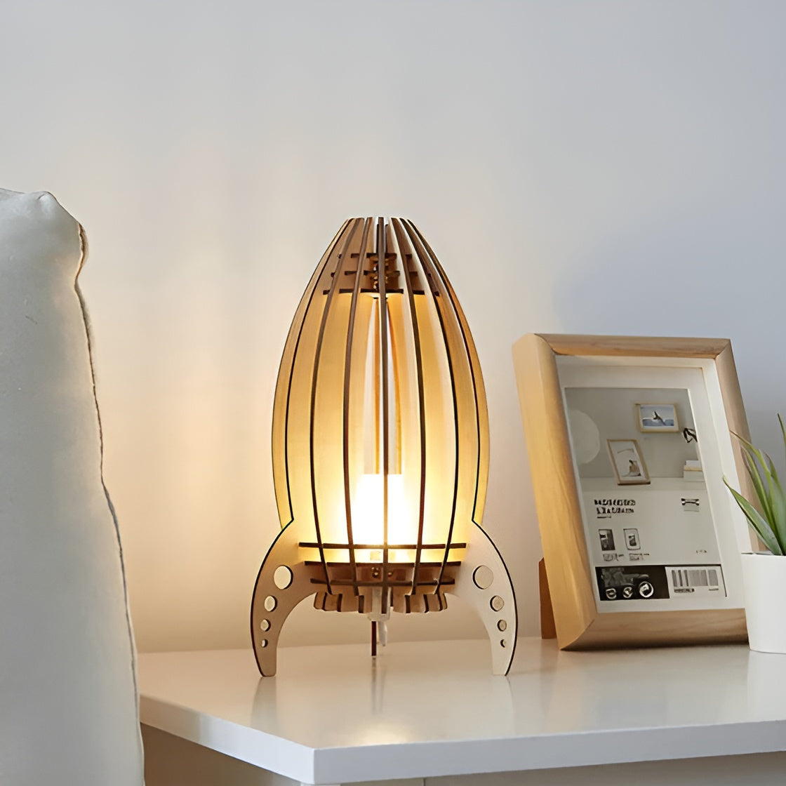 RocketWood – Houten Nachtlamp in Raketten-Design