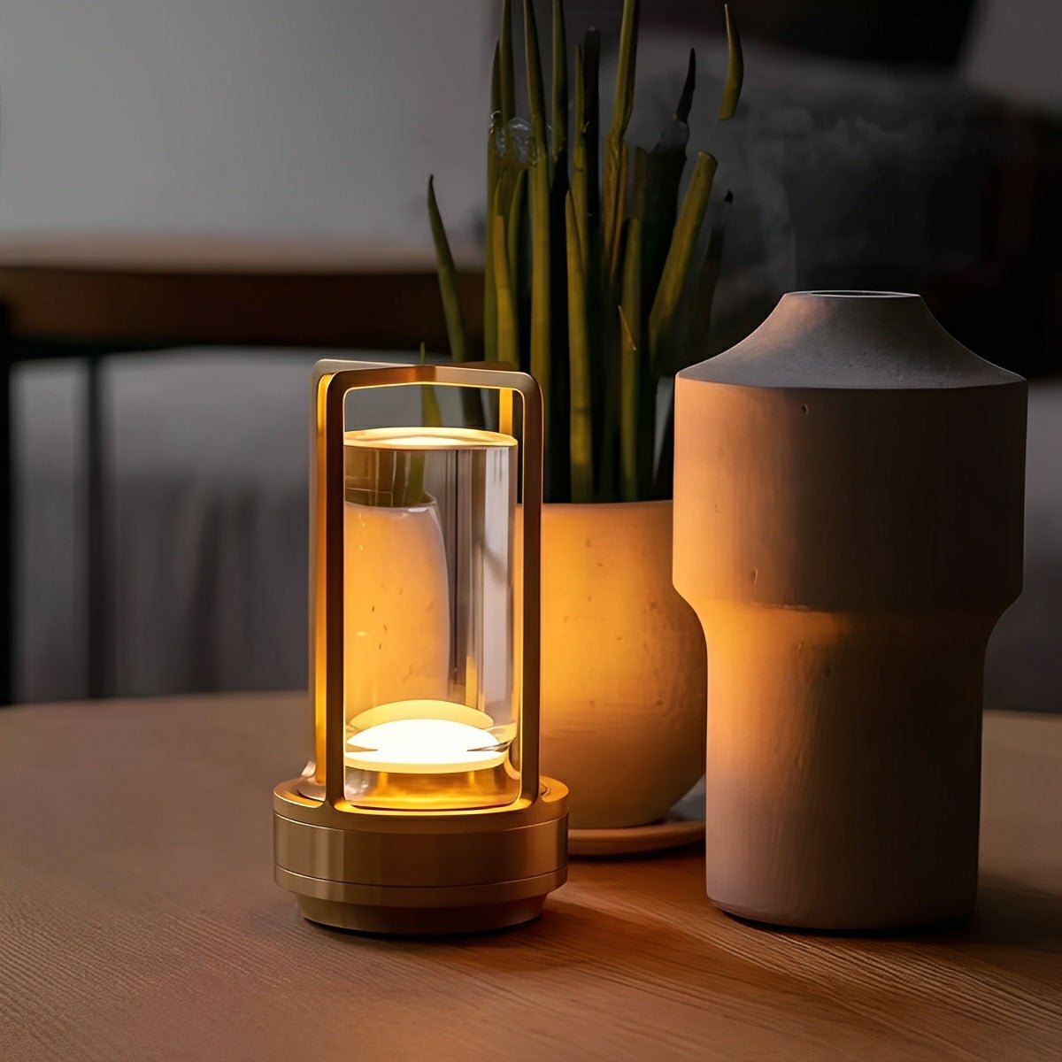 tafellamp van aluminium en acryl – Bonq