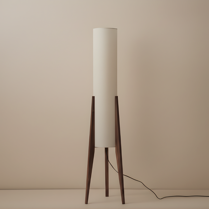 De Solvéra massief houten vloerlamp van walnoot met LED-licht