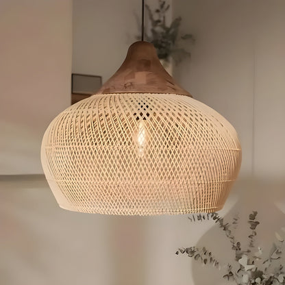 Naturalea Light – Handgemaakte Rotan Hanglamp met Warme Uitstraling