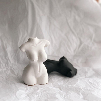 Ilaria – Venus Body Vaas