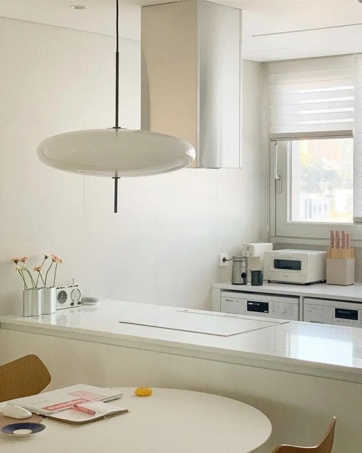 Hanglamp van acryl en ijzer  – Bonq