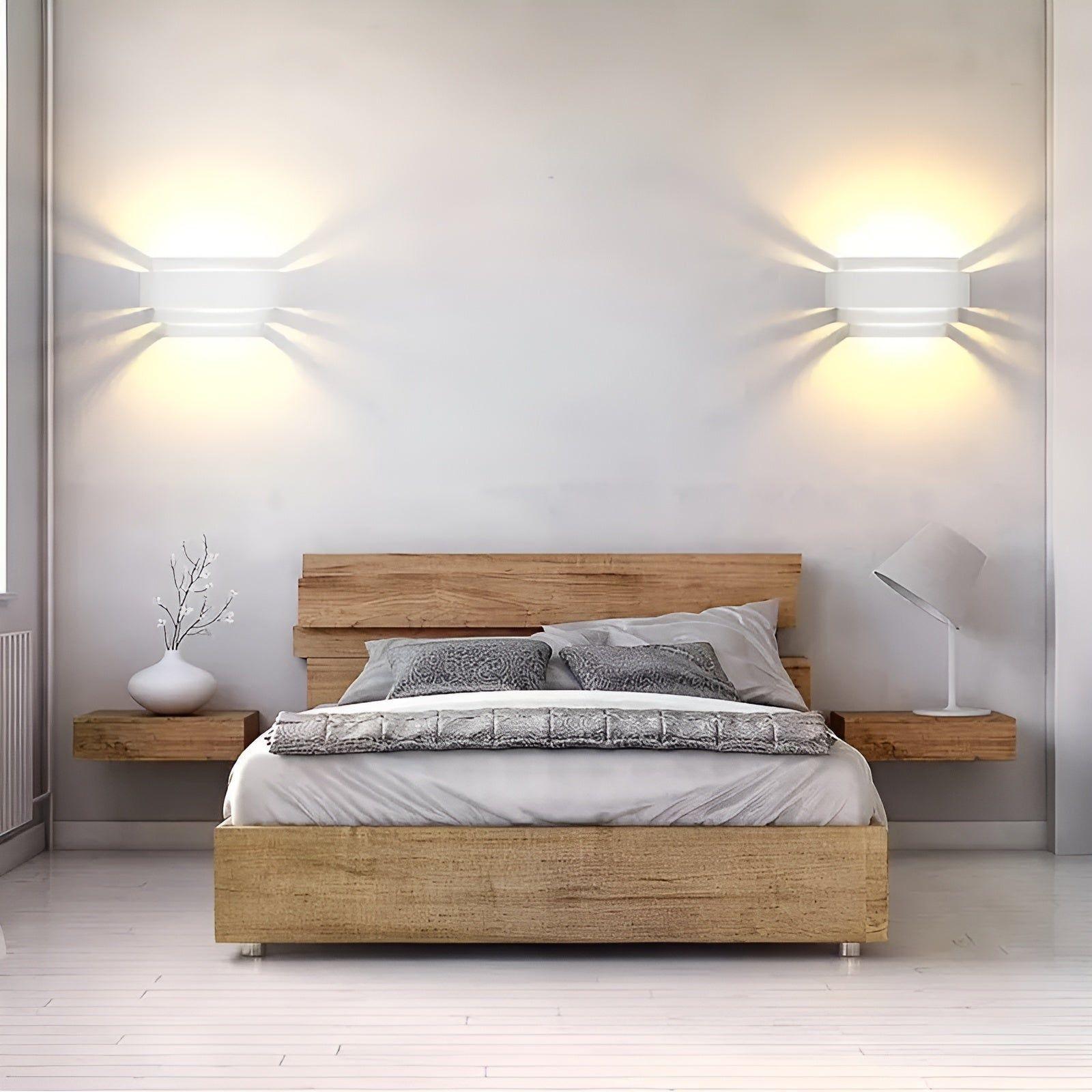 SereniMoon – Halfmaan LED Wandlamp