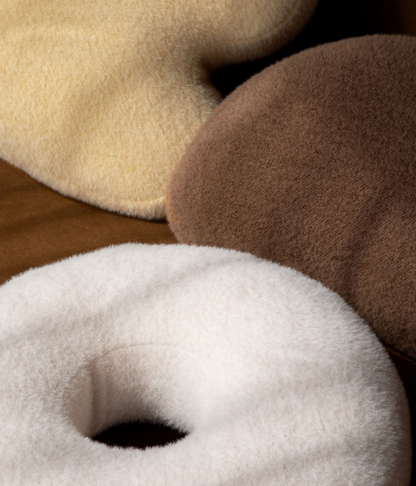 Mallow Donut – Wit Fluwelen Donutkussen