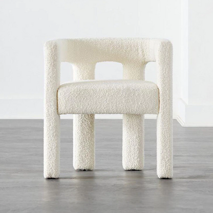 Lumière Chair – Moderne Bouclé Fauteuil met Omhullend Design