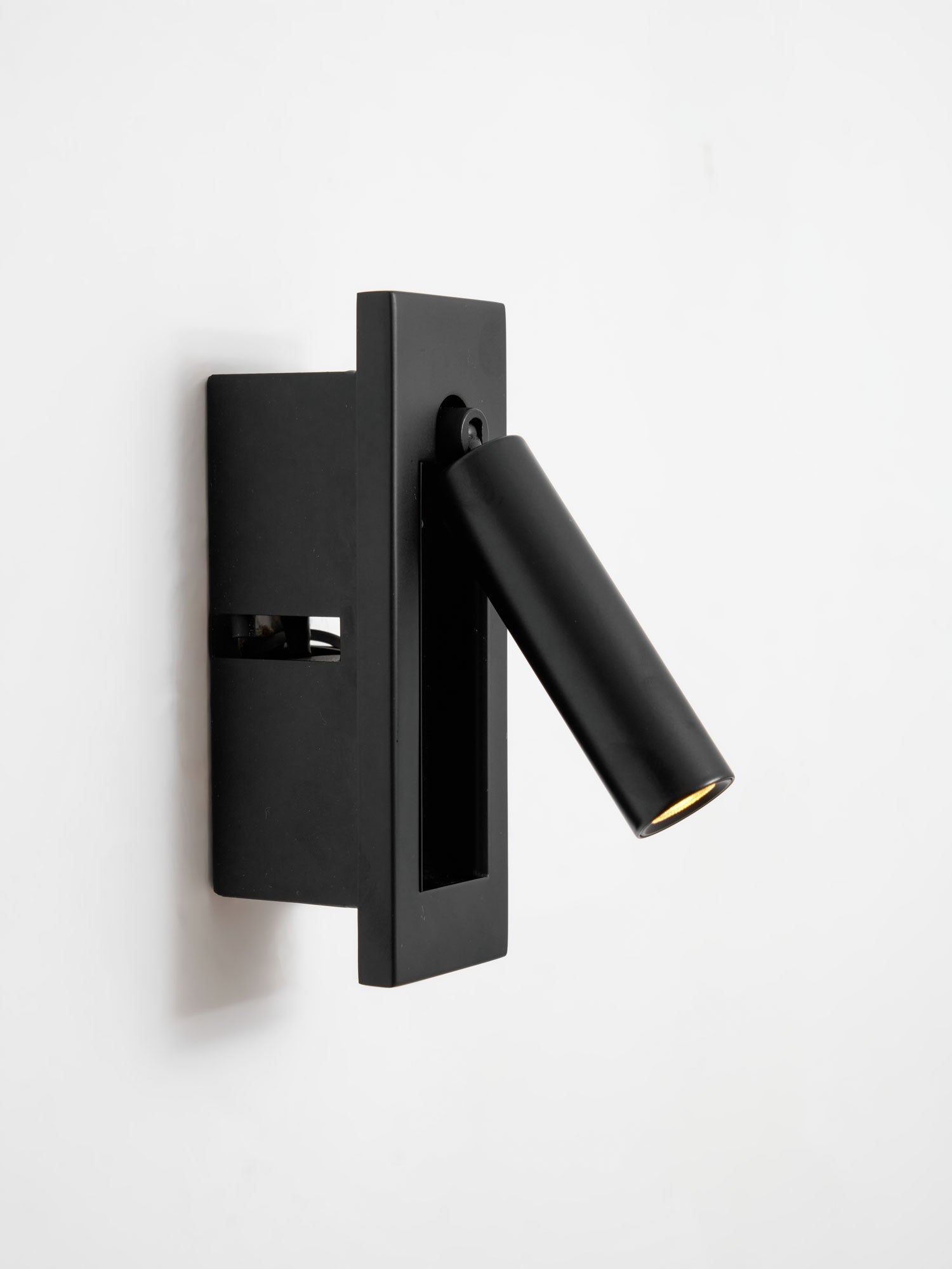 Noreva opklapbare LED wandlamp