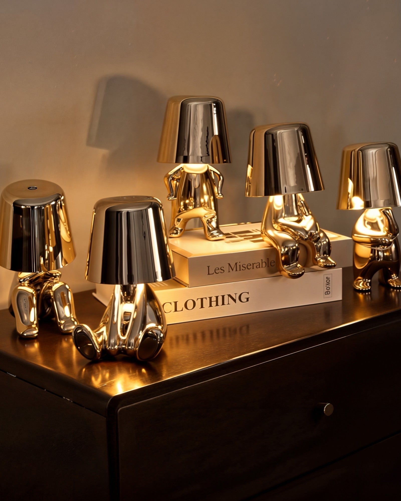 Covi – Goudkleurige Tafellamp