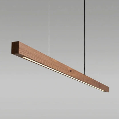 Glødra – Langwerpige Houten Hanglamp met Minimalistische Uitstraling