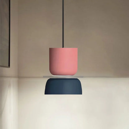 hanglamp van aluminium met een matte coating.– Bonq