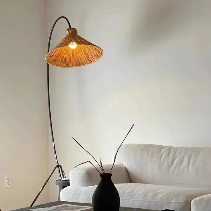 Elyra™ Minimalistische Rotan Vloerlamp