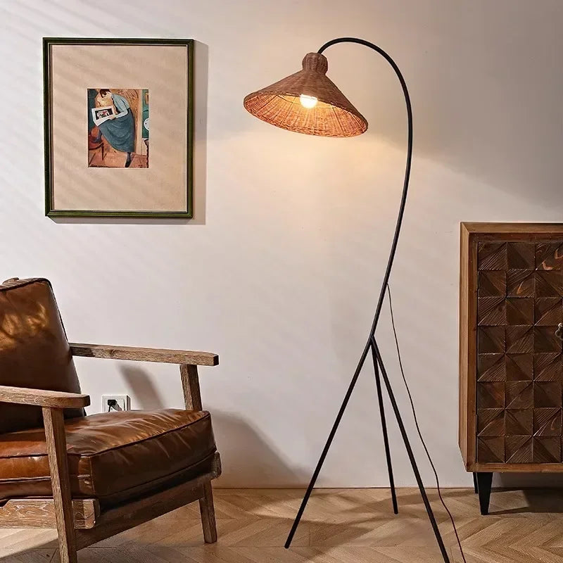 Elyra™ Minimalistische Rotan Vloerlamp