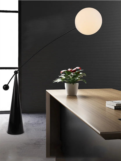 Nordic armlamp