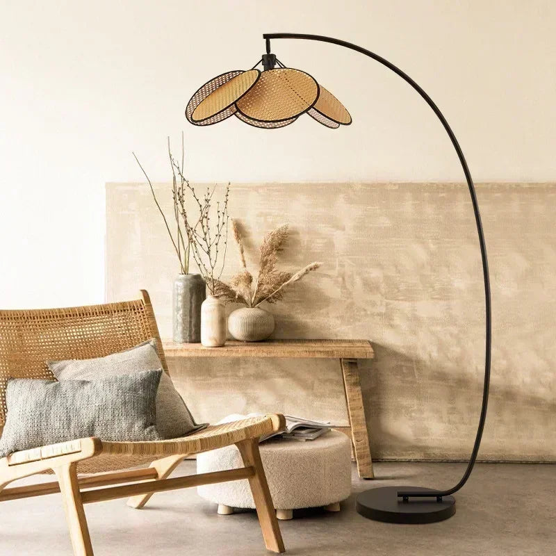 Calora™ Nordic Rotan LED Vloerlamp