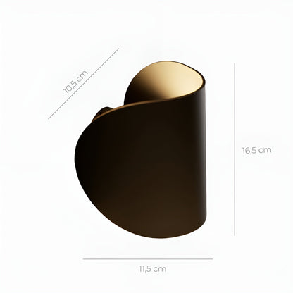 Elyndra – Verstelbare Wandlamp met Sculpturale Vorm