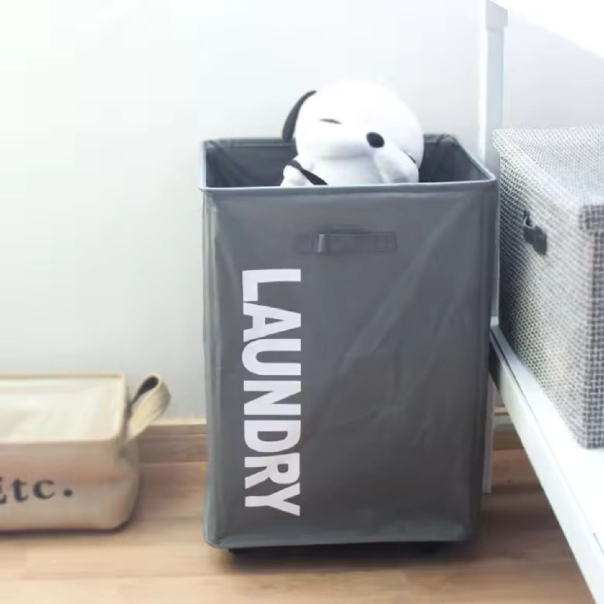 FlexiRoll™ – Plooibare Wasmand op Wieltjes | Waterdicht, Ruim & Makkelijk te Verplaatsen