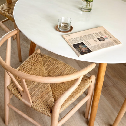 Chaville Chair – Klassieke Houten Stoel met Y-Rugleuning en Rotan Zitting