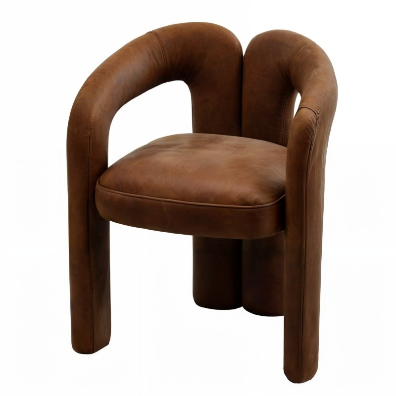 Étoile Chair – Luxe Fluwelen Designstoel met Omhullende Rugleuning