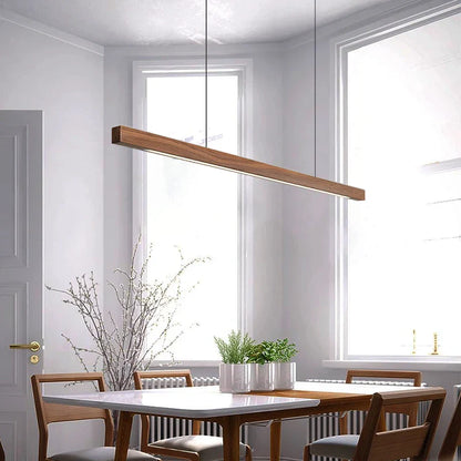 Glødra – Langwerpige Houten Hanglamp met Minimalistische Uitstraling