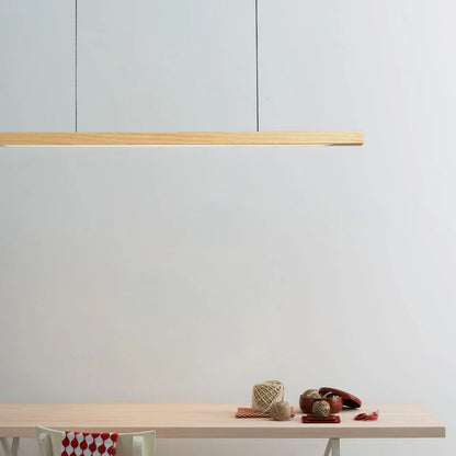Glødra – Langwerpige Houten Hanglamp met Minimalistische Uitstraling