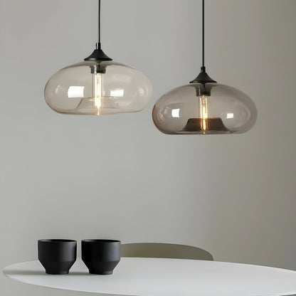 AuroraGlass Light – Kleurrijke Glazen Hanglamp in Scandinavisch Design
